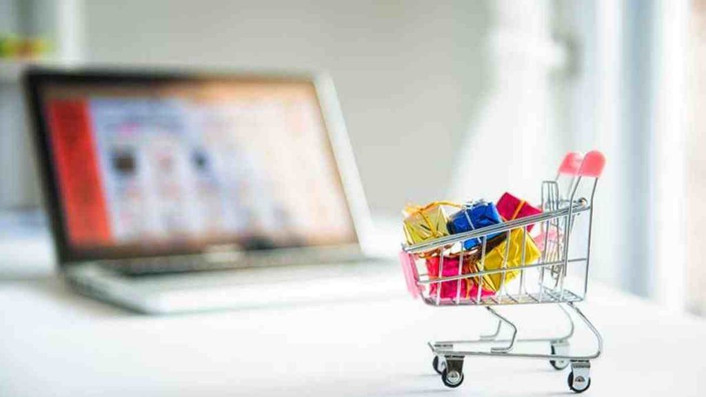 Online Shopping Sales During DSF